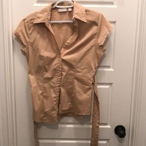 Short sleeve button up